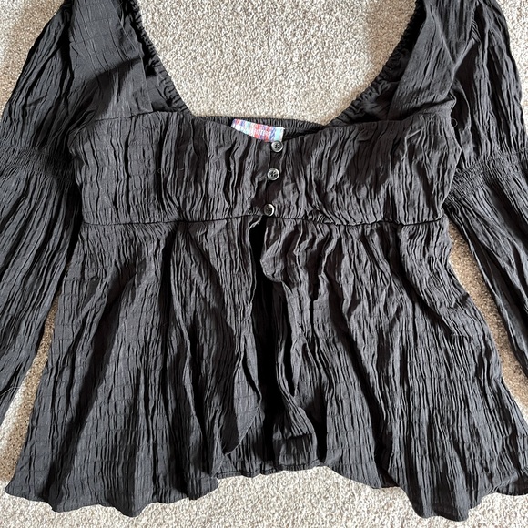 Urban Outfitters Black Ruched Top Size XS - Picture 2 of 3
